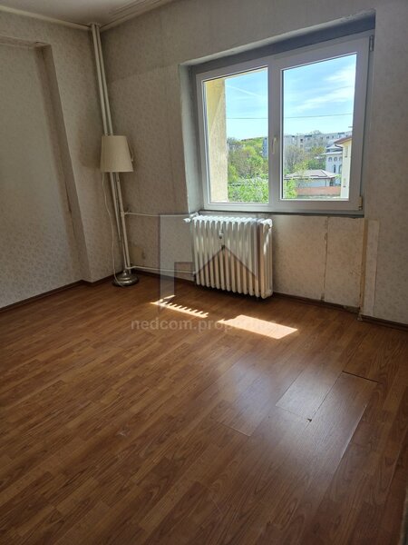 Salaj, Kaufland, vanzare apartament 3 camere